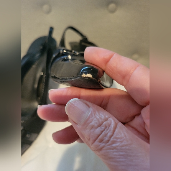 Vaneli Black Heels with Silver Accent Size 9 - Picture 5 of 7